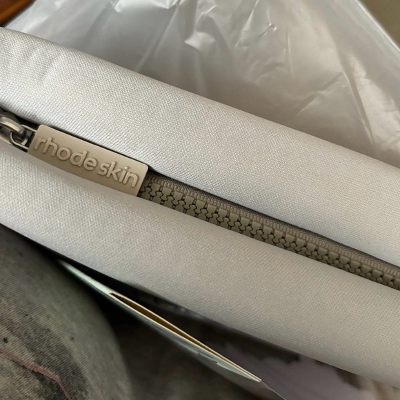 rhode mini bubble bag - Picture 2 of 3